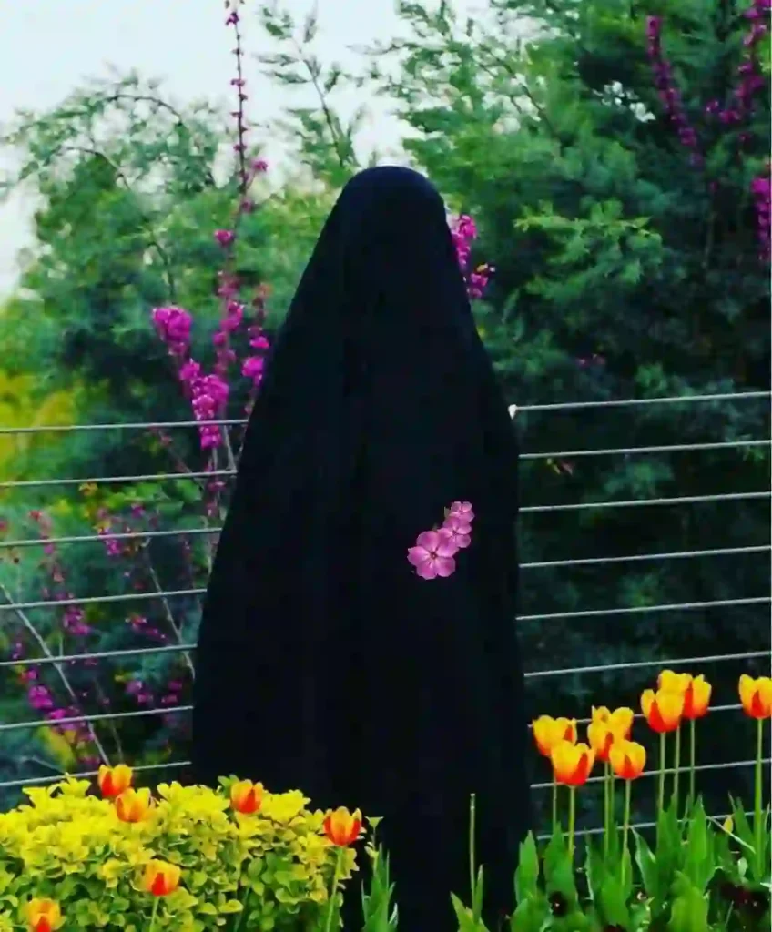 রোমান্টিক মেয়েদের পিক